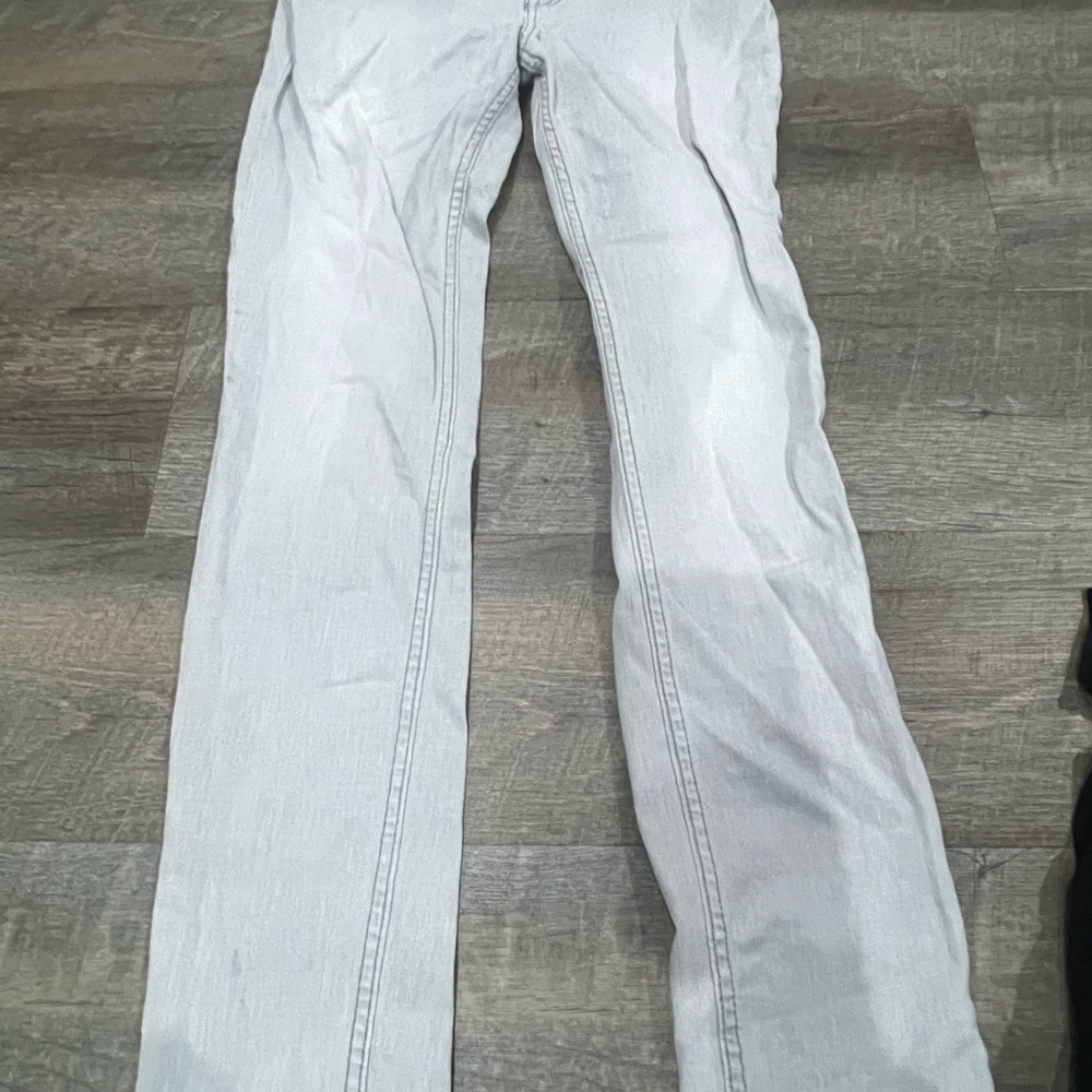 Stylish Men's Gray Straight Jeans